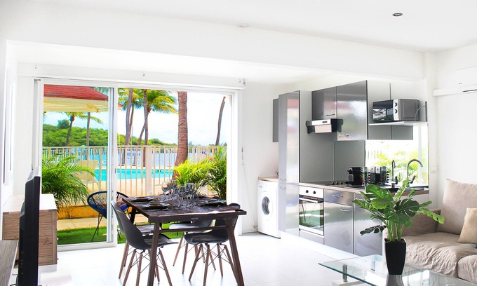 Nettle Bay Apartment | Blue Vista - Paradise in Nettle Bay