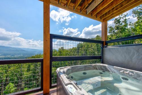 Gatlinburg - Pigeon Forge House | Black Bear-y Ridge by Avada Properties
