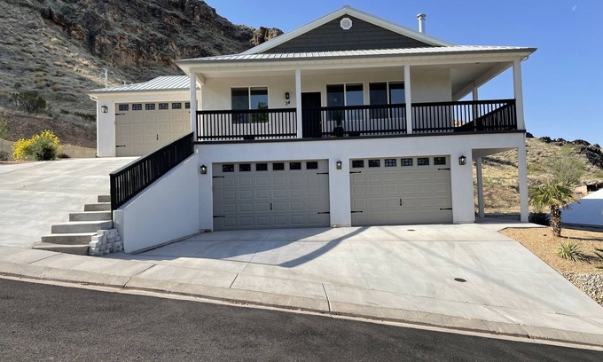 La Verkin House | Black Ridge Vacation Rental - Near Zion and other National Parks!