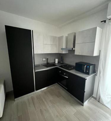 Pivarada Apartment | Black&White House