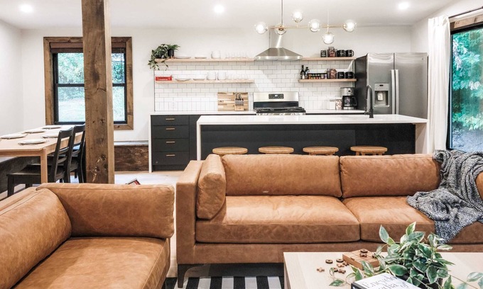 Chichester House | Blackbear Lodge - Luxury Cabin, Kid-Friendly