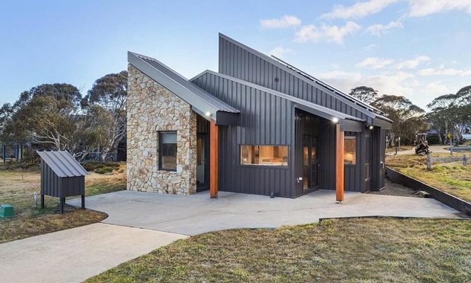 Dinner Plain House | Blackout