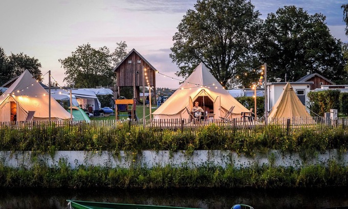 Zuna Resort | Blije haventent met privé sanitair | 2-4 pers.