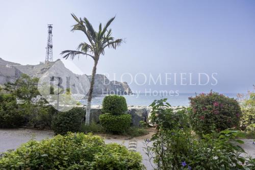 Al-Fujairah Apartment | Bloomfields 2BR Plus Maid Sea View & Beach Access Fujairah