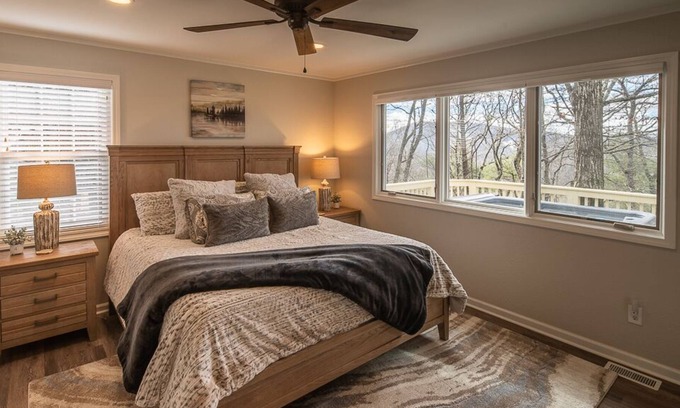 Boone House | Blowing Rock Home w/hot tub and Ski Mountain Views Sleeps 12
