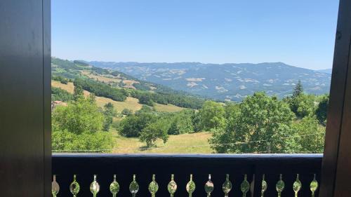 Sestola Apartment | blu sky