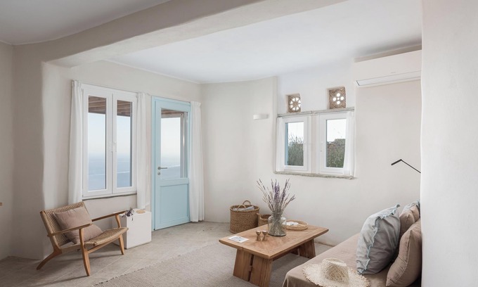 Tinos Town Apartment | Blue 3 Morfes Luxury Apartments