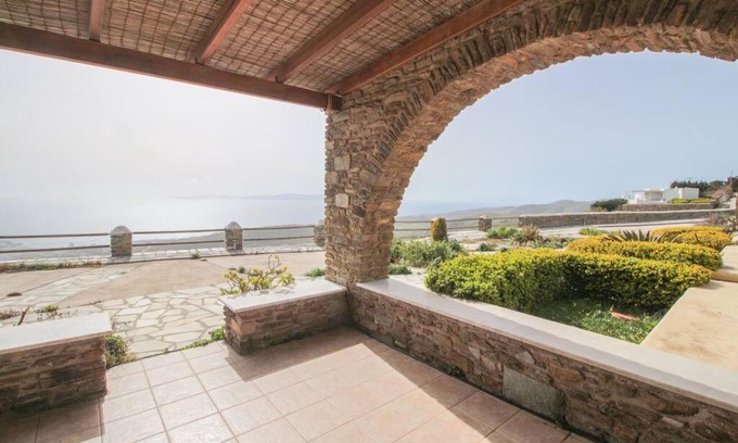 Arnados Villa | Blue Balcony/SkyView in Tinos - 3BR Home in Arnados