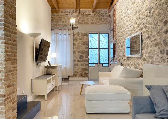 Zavlani Villa | Blue Domino Luxury City Villa Patras
