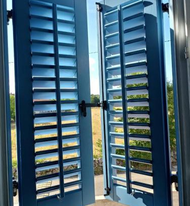 Milovcici Apartment | Blue harmony 2