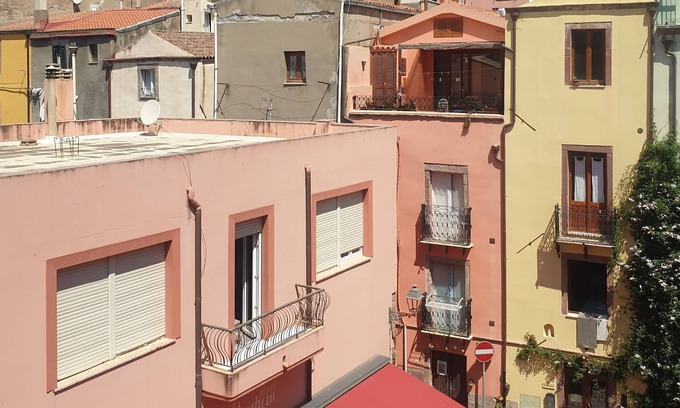 Bosa Historic Centre House | Blue Home B&B - double room with private bathroom Bosa