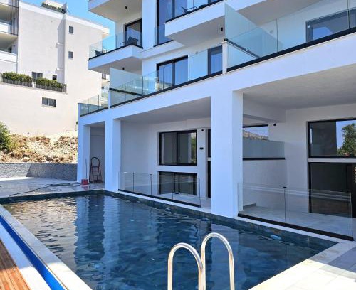 Qafe e Gjashtes Apartment | Blue Horizon And Seaside Serenity