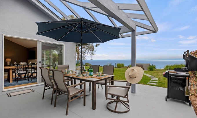 The Mesa House | Blue Horizon - Panoramic Ocean Views