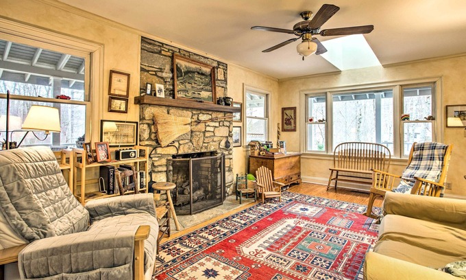 Gerton House | Blue Ridge Mountain Escape ~ 8 Mi to Chimney Rock