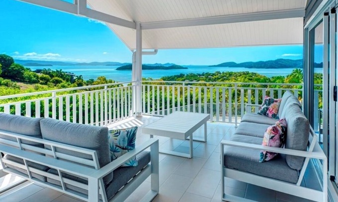 Hamilton Island House | Blue Sands