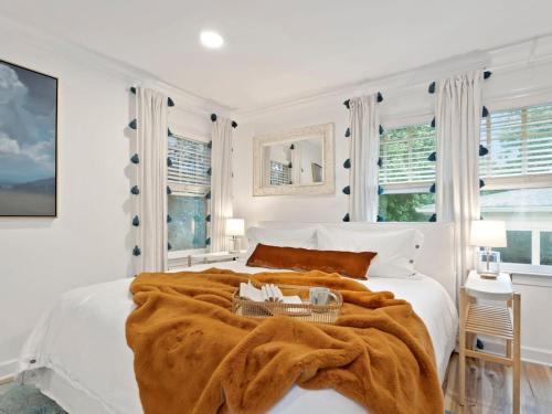 Inman Park Apartment | Blue Sky Studio