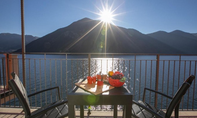 Albogasio Apartment | Blue View Lugano Lake - Waterfront Cocoon