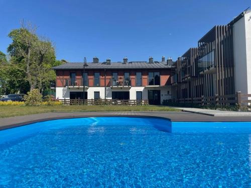 Trzesacz Apartment | Blue Waves Apartament Trzęsacz z podgrzewanym basenem