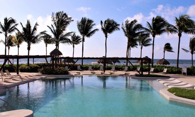 Ejidal Resort | BlueBay Grand Esmeralda All Inclusive