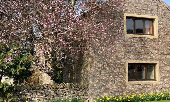 Great Strickland House | Bluebell Barn