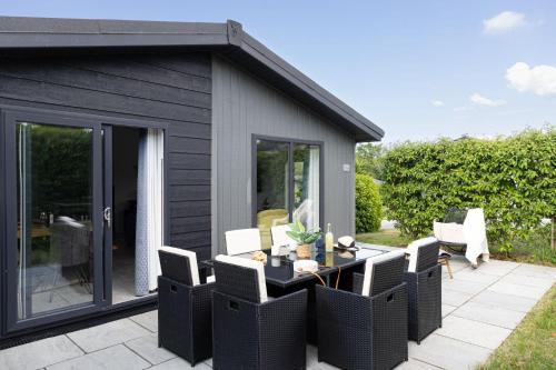 Lifton House | Bluebell Lodge, 29 Roadford Lake Lodges