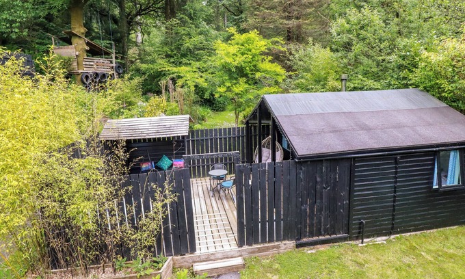 Bodmin Cottage | BLUEBELL, pet friendly, country holiday cottage in Bodmin