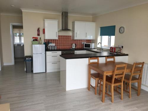Pendine Apartment | Bluebird - Coastal Charm in Carmarthenshire