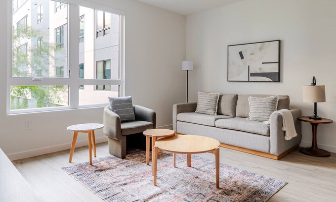 Newhall Apartment | Blueground | Santa Clara, pool, nr Central Park