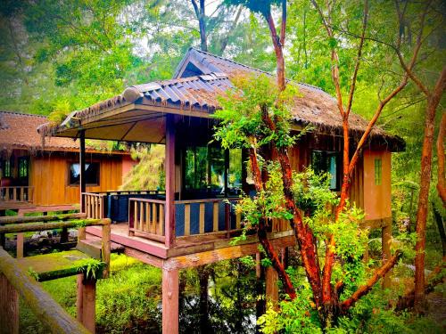 Ranong Hotel | BMB Boun Marvin Payham Bungalows