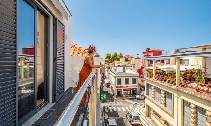 Santa Maria Maior Apartment | Boa Viagem - By Wehost