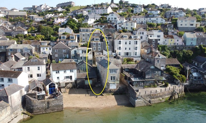 Polruan House | Boatman's Steps - Holiday Cottage in Cornwall