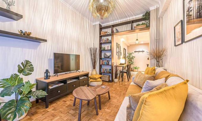 Kinosargous Apartment | Bohemian Chic 1BR Apartment in the Heart of Athens