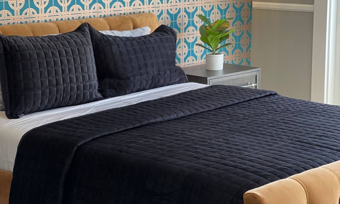 Northwood Hotel | Boho Manor Resort - Studio G