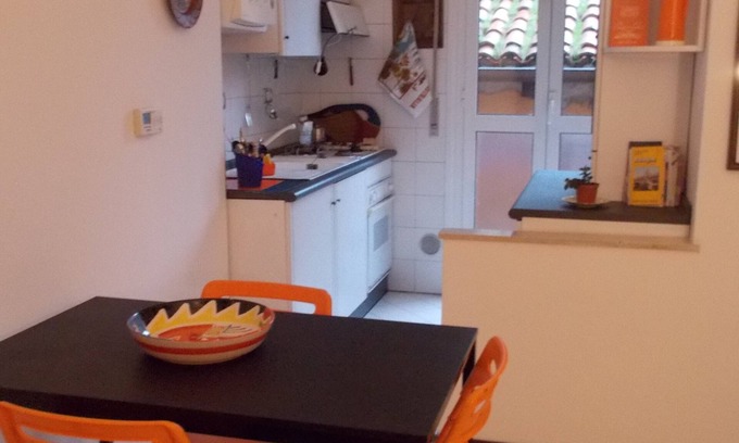 Historic Center Apartment | Bologna: historic center apartment