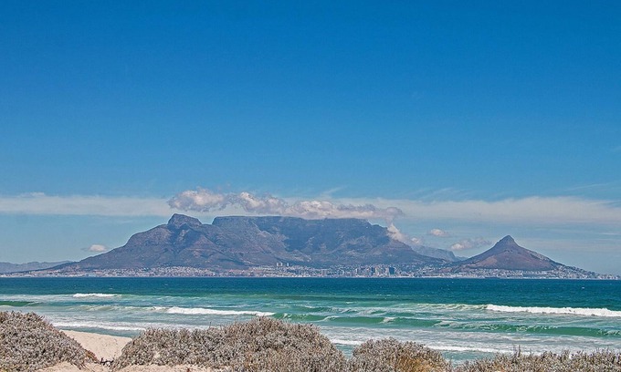 Big Bay Apartment | Bona View G36 - Three Bedroom Apartment, Sleeps 6