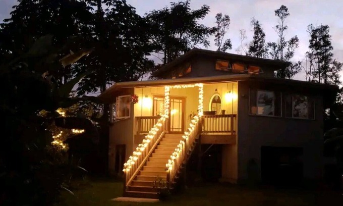 Ainaloa House | Bonsai Bungalow-Rest, Relax and Recharge in Paradise!