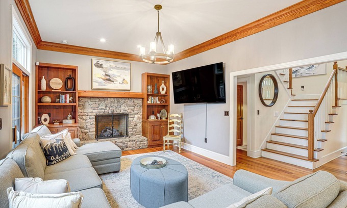 Boone House | Boone Home w/Fire Pit - Near App Ski & Sugar Mtn!