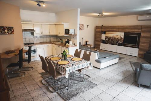 Szekesfehervar Apartment | Bory Apartman, zárt udvari parkolás, MET Aréna 2,5 km