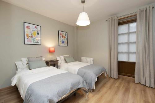 El Pueyo de Jaca Apartment | Bosque del Sapo by BeValle