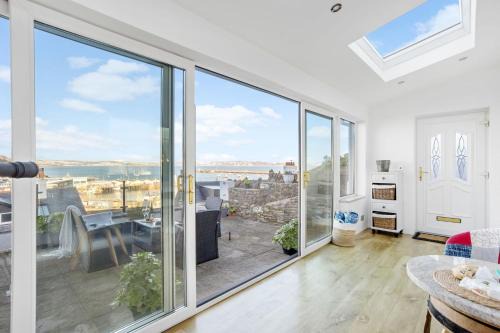 Brixham House | Bosuns Cottage