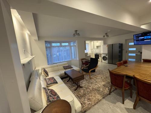 Kidlington House | Bota Property