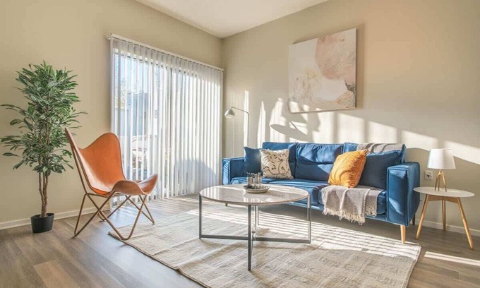 Irving Apartment | Boulevard Stays Peaceful 1BR King Suite Pool, Gym & Parking 04