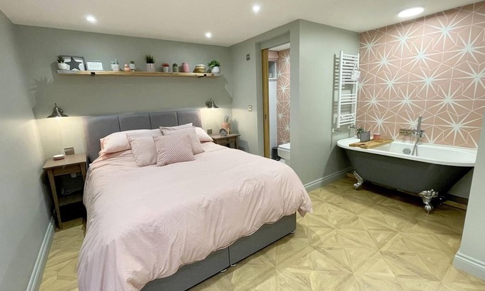 Bournemouth City Centre House | BOURNECOAST: BEAUTIFUL 2 BEDROOM COACH HOUSE NEAR TOWN CENTRE AND BEACH - HB5458