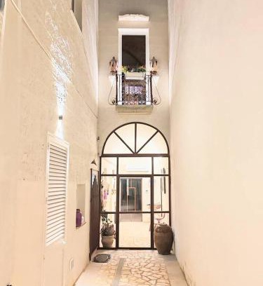 Lucugnano House | Boutique Heritage Home and Loft with Pool