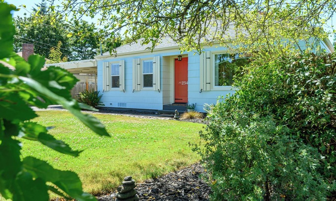 McMinnville House | Boutique Retreat - The Bungalow