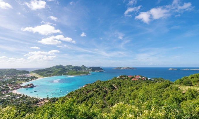 Morne Criquet Villa | Boutique villa in les Hauts de Saint Jean with stunning Eden Rock view