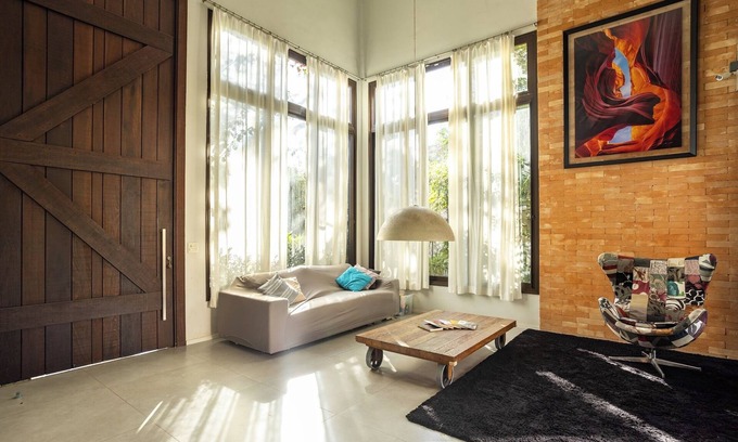 Barra da Tijuca House | 3-bedroom Villa in front of beach in gated compound in Barra da Tijuca, Rio