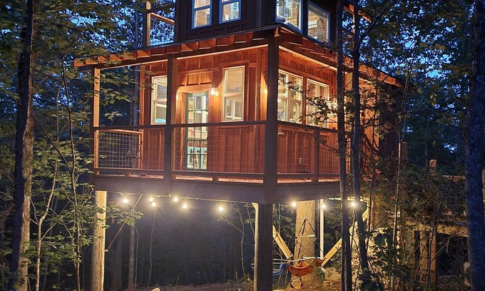 Pickens Cabin | Branches Up Tree House Mountain Getaway