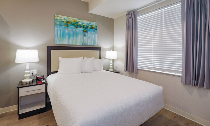 Plymouth Apartment | Brand New 2 Bedroom 2 Bath in Great Neighborhood