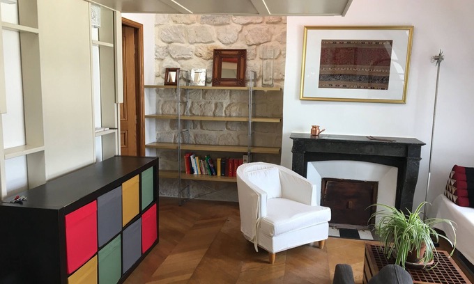 Jardin des plantes Apartment | Brand new bright roof top loft with AC in Latin Quarter